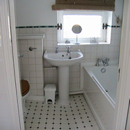 5_eden_bathroom.png